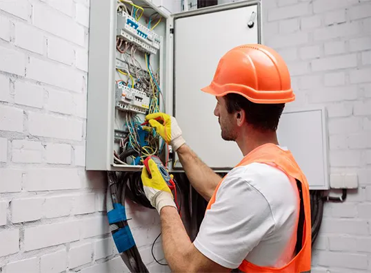 Eletricista na Vila Industrial em São Bernardo do Campo